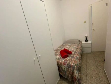 Apartamento de alquiler en Barri de les Corts - Photo 3