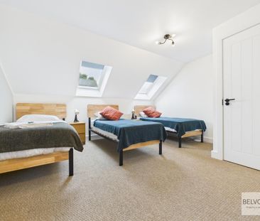 4 bedroom detached house to rent - Photo 4