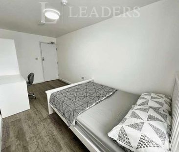 Bridge Street, Buckingham, MK18 - Photo 3