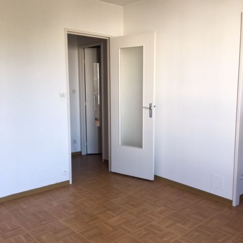 Louer studio 1 pièce de 26 m² à Rennes (35000) - Photo 1