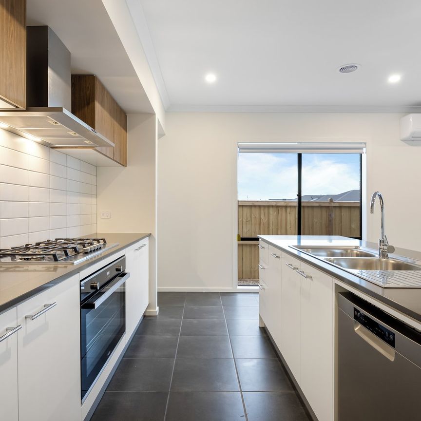 FAMILY HOME IN BONSHAW! - Photo 1