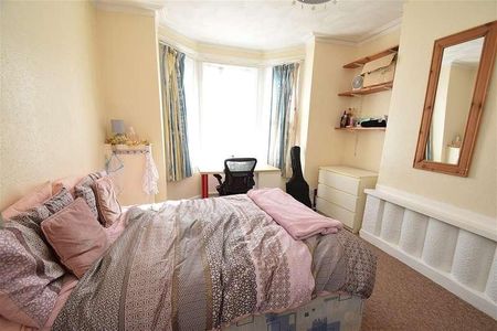 Swaythling, SO17 - Photo 3