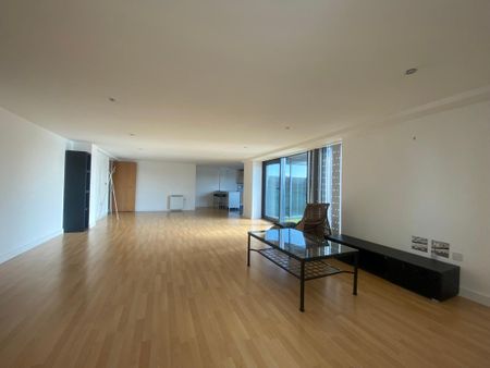City Wharf, Cardiff Bay, Cardiff, CF10 4HG - Photo 3