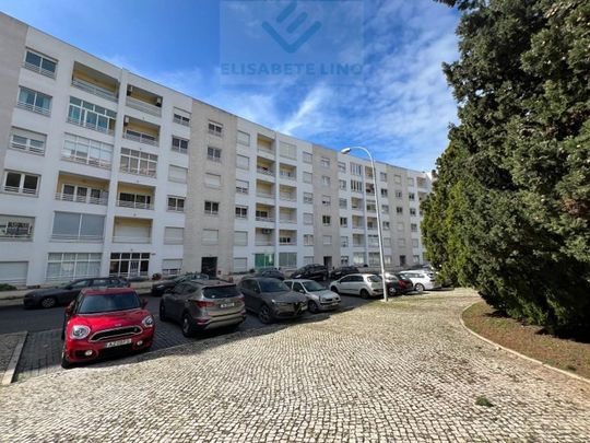 Luxury Apartment for rent in Jardins da Parede (Parede), Cascais e Estoril, Cascais, Lisbon - Photo 1