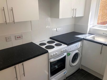 Chiswell Court, Watford - Photo 5