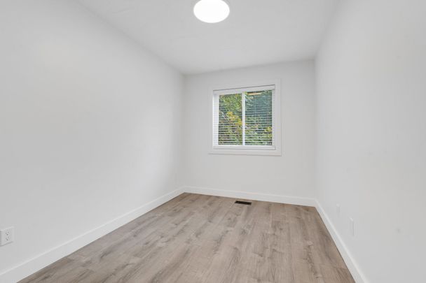 For Lease - 2495A Queen Street, Toronto, Ontario - Photo 1