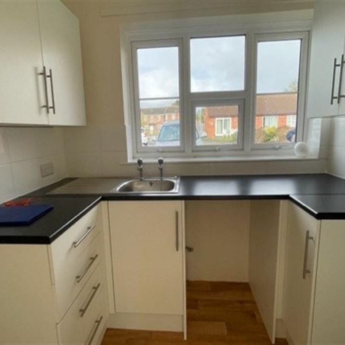 1 bedroom retirement property to rent - Photo 1