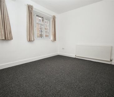 Warwick Gardens, London Road, Thornton Heath, CR7 7NB - Photo 3