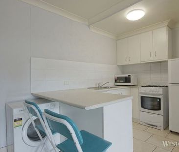 3 / 1-3 Uniplaza Court, Kearneys Spring - Photo 1
