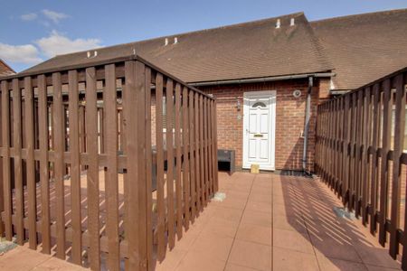 1 bedroom flat to rent - Photo 5