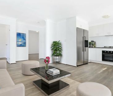 2/22 Osborne Street, Wollongong - Photo 1