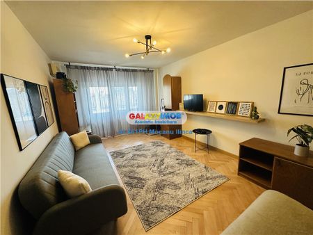 Inchiriere apartament 2 camere, renovat, Ultracentral, Ploiesti - Fotografie 4