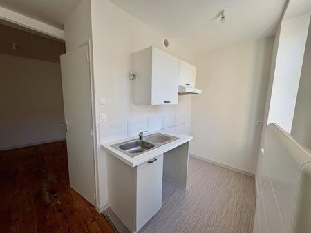 APPARTEMENT T2 A LOUER A ROANNE - CHARLES DE GAULLE - Photo 5