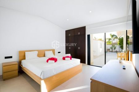 4 bedroom luxury House for rent in Arona, Canary Islands - Photo 2