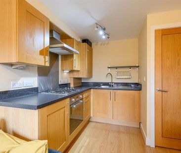 1 bedroom flat to rent - Photo 3