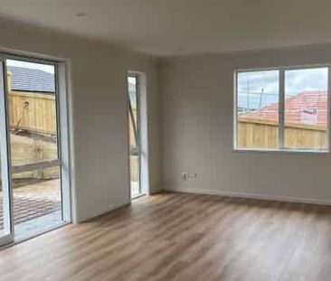 Easy Care Living - Photo 5