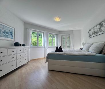 4.5-Zimmer-Wohnung im EG mit grosszügigem gedecktem Sitzplatz - Photo 4