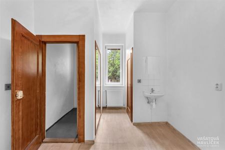 Pronájem bytu 2+1 75 m² - Фото 3