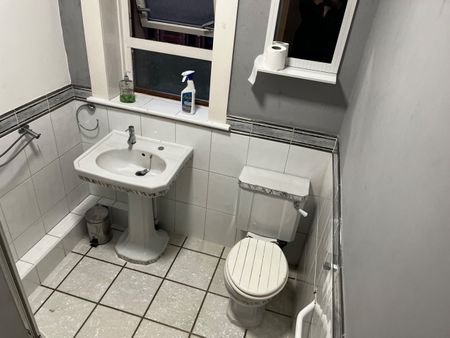 2 Bed Flat, Paisley Road West, G52 - Photo 5