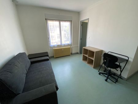 Studio meublé Poitiers – DUGUESCLIN – 24 m2 - Photo 4