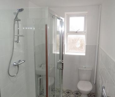 Llantrisant Road - Photo 2