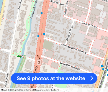 “- MEREWEATHER AVENUE -” - Photo 1