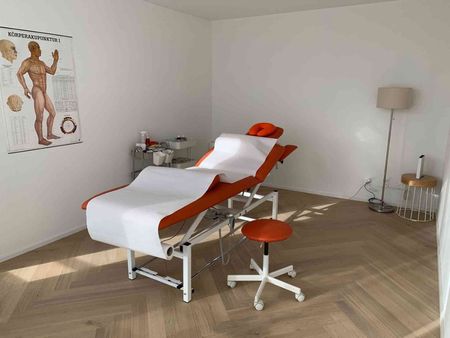 1 Zimmer, 110 m², 6. Stock - Photo 3