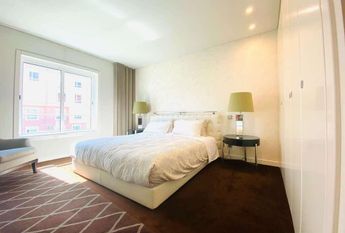 4 Bedroom Apartment with parking, Telheiras, Lisboa