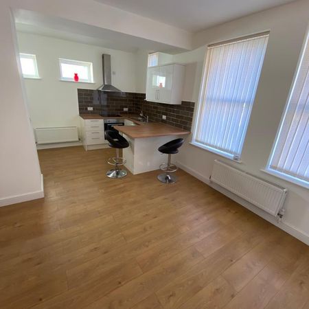 1 bedroom flat to rent - Photo 3