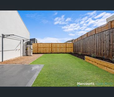 1 Lanark Street, Clyde North, Vic 3978 - Photo 1