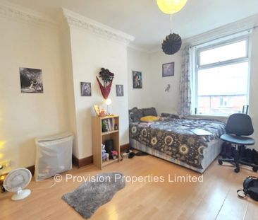 5 Bedroom Student Properties Leeds - Photo 6