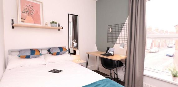 1 bedroom in a house share to rent - Photo 2