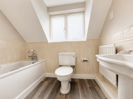 The Park, Cheltenham GL50 2RD - Photo 3