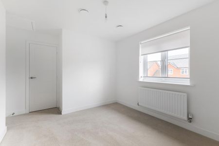 3 bedroom detached house to rent - Photo 2