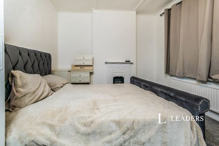 2 bedroom house to rent London Road, Riverhead, Sevenoaks, TN13 - Photo 5