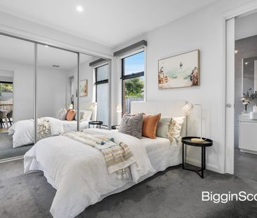 Four Bedroom Townhouse in Prime Glen Waverley Location - Photo 5