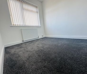 Camp Hill Road, Nuneaton, CV10 - Photo 2