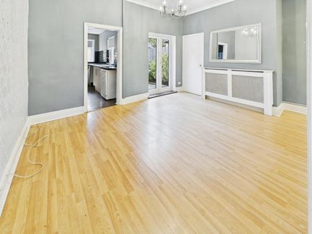 2 bedroom terraced house to rent - Photo 3