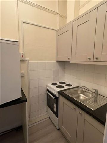 Flat 4 - Single, 61 Palmerston Road, Rathmines, Dublin 6, County Dublin, D06 T2H1 - Photo 5