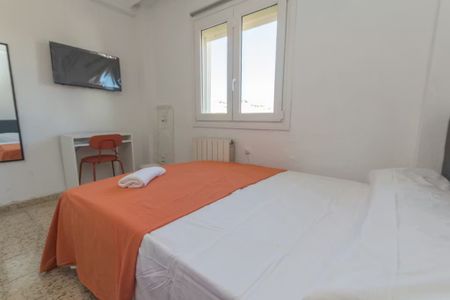 Calle Manuel de Falla, Málaga, Andalusia 29004 - Photo 2