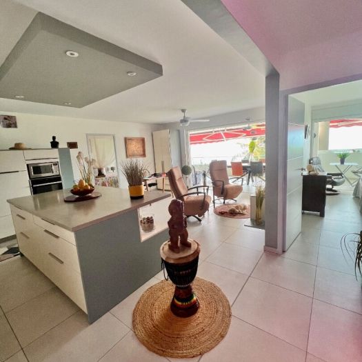 Location Appartement 75.52m² 3 pièces Fort de france - Photo 1