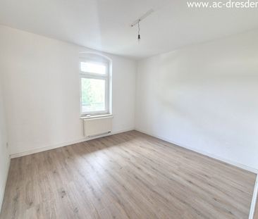Freundliche 2-Raum-Wohnung mit Balkon in saniertem Gründerzeithaus ... - Foto 2