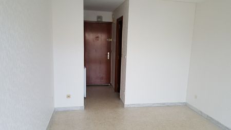 Studio 18.90 m², balcon, kitchenette équipée. - Photo 5
