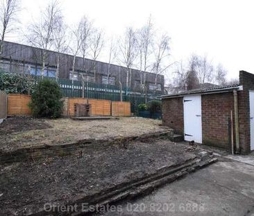 Sturgess Ave, Hendon Central, NW4 - Photo 2