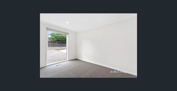 Beautifully renovated home - Photo 1