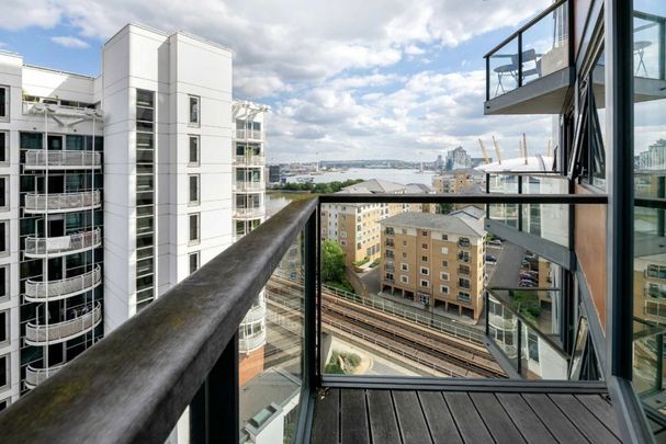 Blackwall Way, E14, London - Photo 1