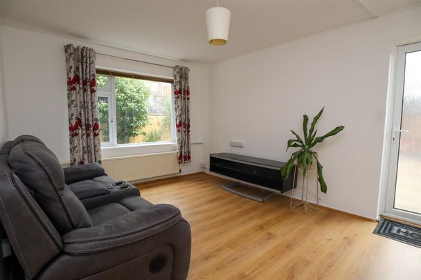 Downs Road, Hastings - Photo 1