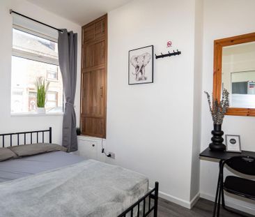 4 bedroom house to rent - Photo 3