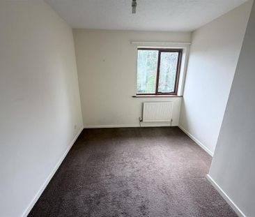 4 bedroom detached house to rent - Photo 6