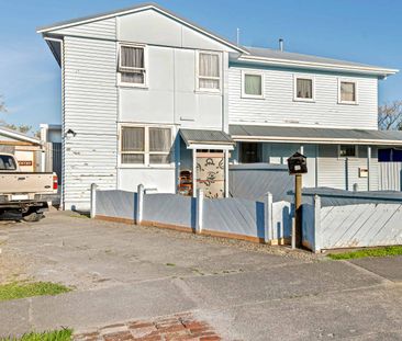 For Rent 2 Bedroom Townhouse - Photo 3